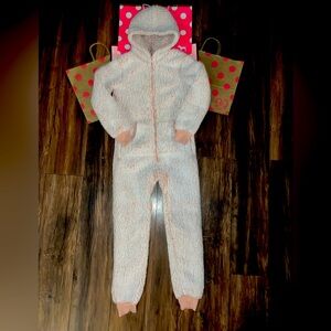 VS PINK SIZE XS SHERPA ONESIE.